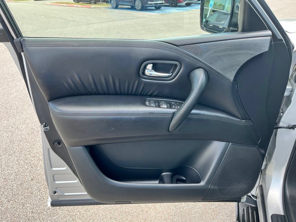 Used 2021 Nissan Armada SL RWD image 11