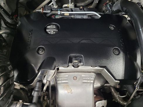 Used 2019 Chevrolet Traverse RS FWD image 30