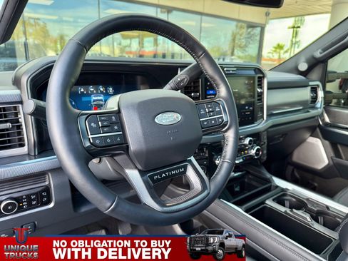 Used 2025 Ford F450 Platinum image 18