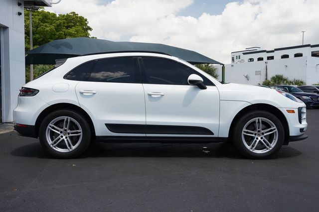 Used 2020 Porsche Macan AWD/4WD image 15