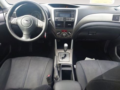 Used 2010 Subaru Forester 2.5X Premium image 10