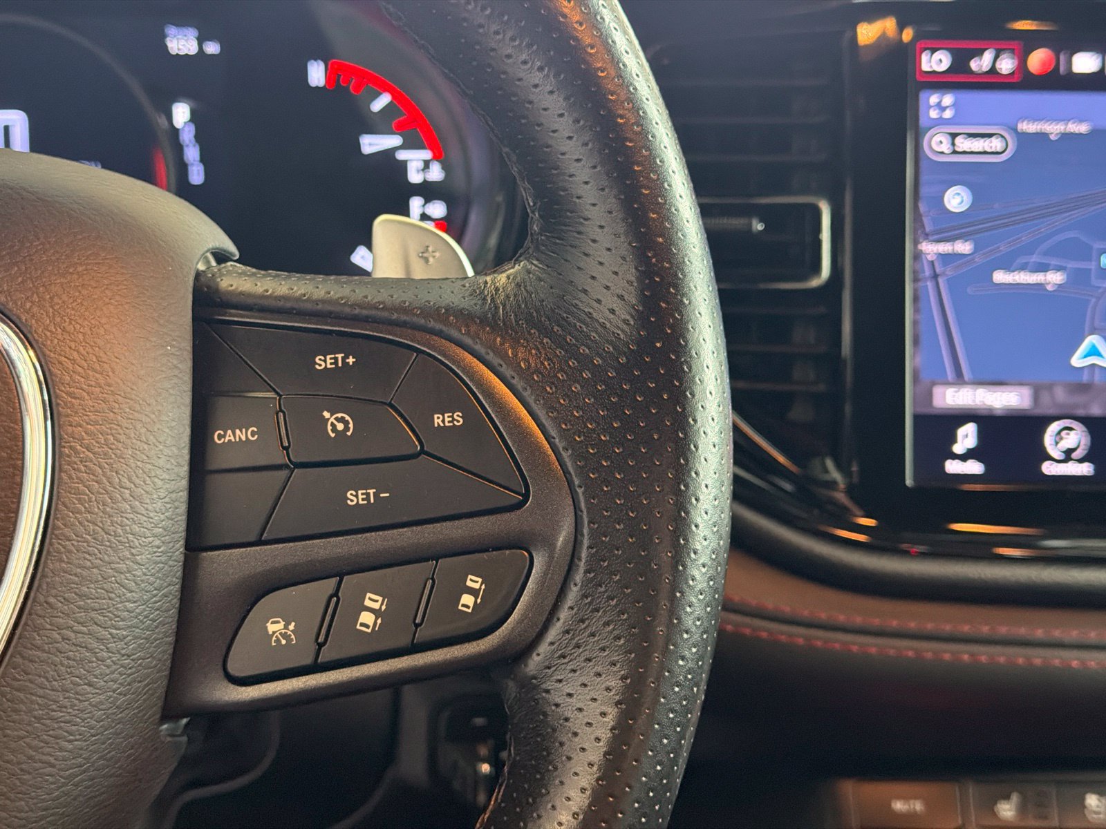 Used 2024 Dodge Durango GT AWD/4WD image 23