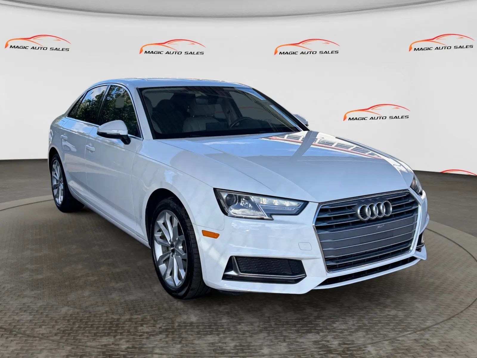 Used 2019 Audi A4 2.0T Premium w/ Convenience Package FWD image 5