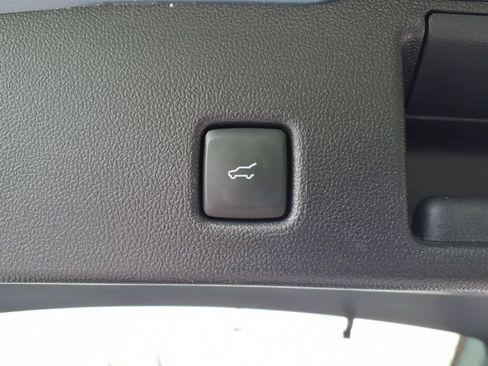 Used 2025 Ford Escape Platinum AWD/4WD image 15
