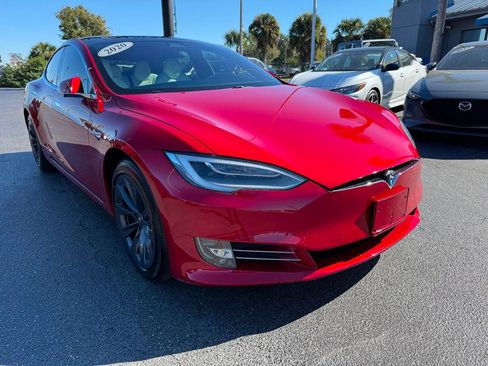 Used 2020 Tesla Model S AWD image 3