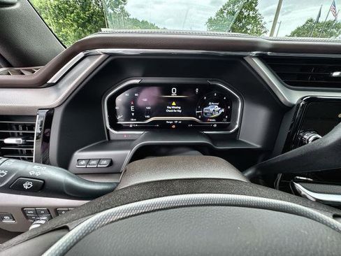 Used 2024 GMC Sierra 2500 Denali w/ Denali Reserve Package image 45