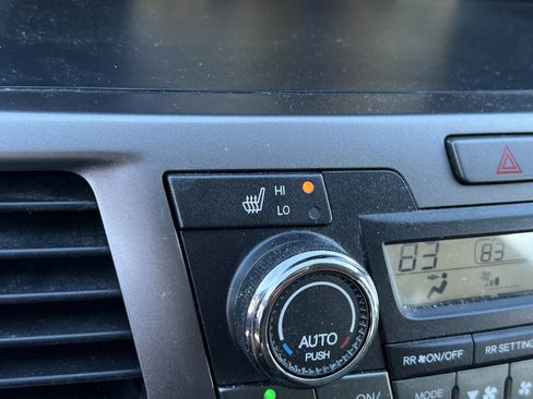 Used 2016 Honda Odyssey Touring Elite image 24