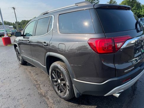 Used 2018 GMC Acadia SLT AWD/4WD image 10