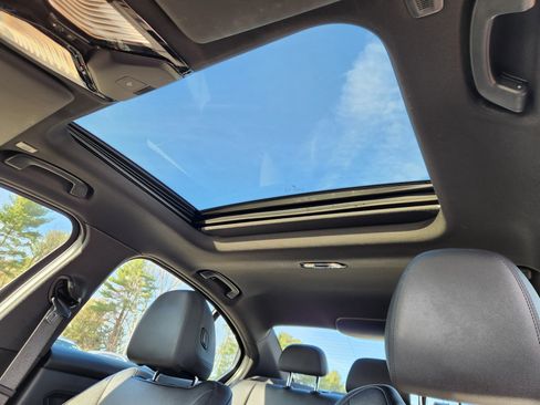 Used 2020 BMW 330i xDrive Sedan image 16