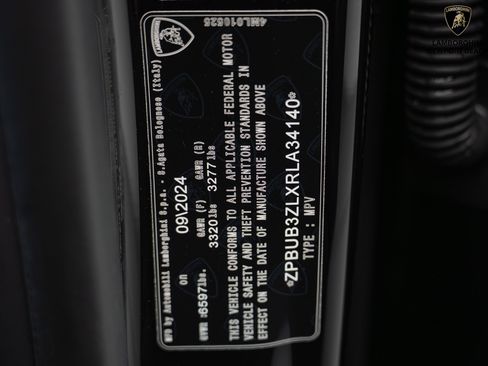 Used 2024 Lamborghini Urus S image 39