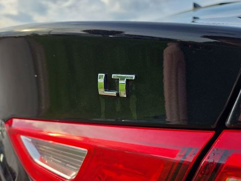 Used 2023 Chevrolet Malibu LT FWD image 26