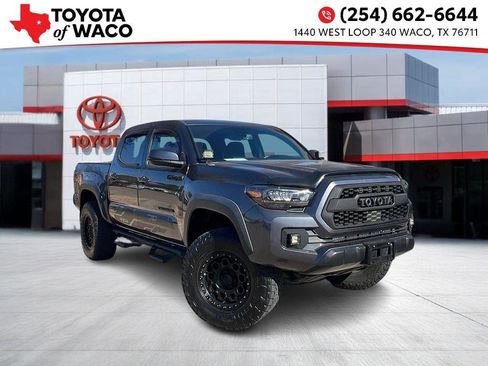 Used 2020 Toyota Tacoma TRD Off-Road image 1