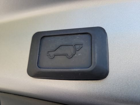 Certified 2021 Toyota RAV4 Limited AWD/4WD image 12