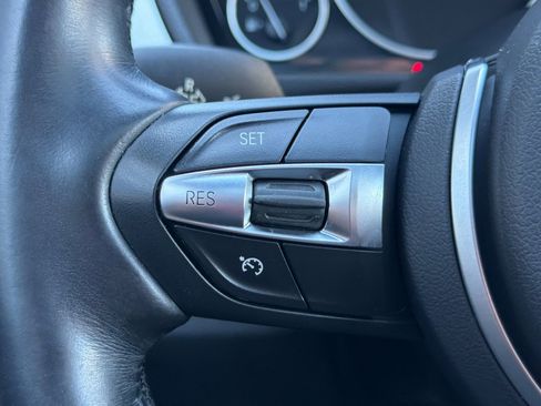 Used 2015 BMW 320i Sedan image 29