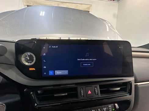 Used 2023 Lexus ES 350 F Sport w/ Accessory Package (Z2) image 27