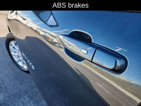 Used 2019 Chevrolet Equinox LS w/ LS Convenience Package image 20