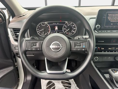 Used 2023 Nissan Rogue SV AWD/4WD image 12