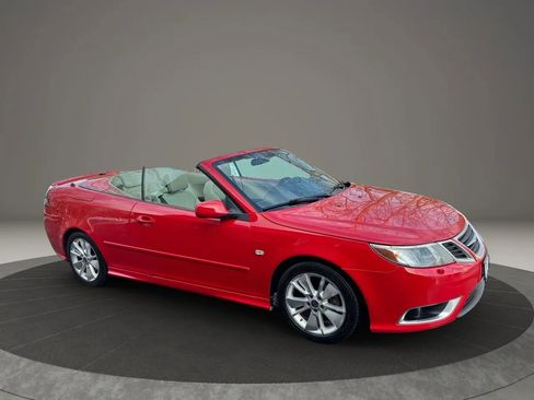 Used 2010 Saab 9-3 Aero w/ Aero Premium Package image 11