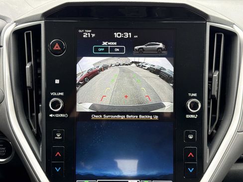 Used 2024 Subaru Crosstrek 2.0i Premium image 5