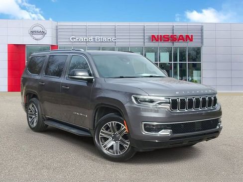 Used 2024 Jeep Wagoneer 4WD w/ Premium Group I image 1