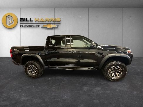 New 2026 Chevrolet Colorado ZR2 w/ Technology Package AWD/4WD image 10
