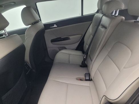 Used 2020 Kia Sportage EX w/ Option Group 15 AWD/4WD image 18