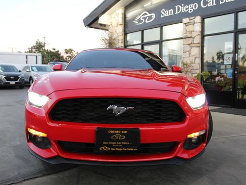 Used 2015 Ford Mustang Premium RWD image 8