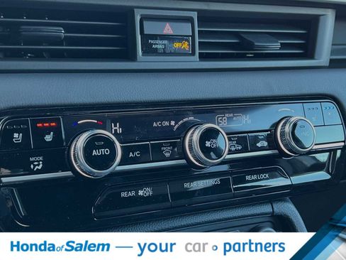 New 2025 Honda Pilot Black Edition image 22