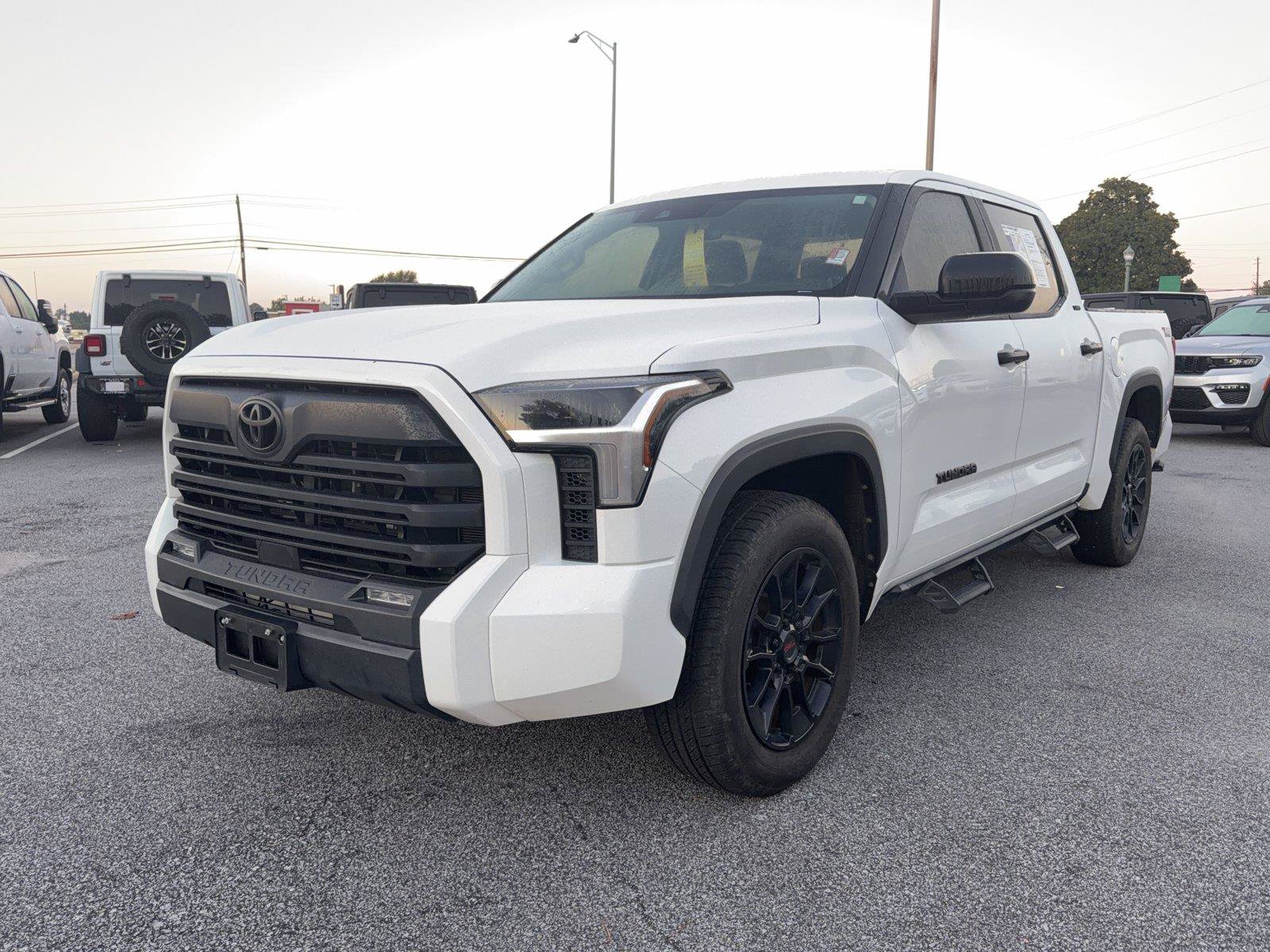 Used 2023 Toyota Tundra SR5 RWD image 2