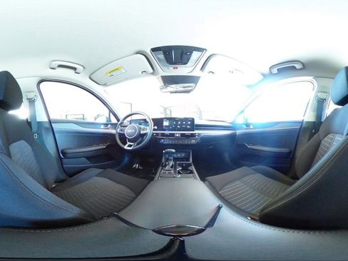 Used 2025 Kia K5 LXS image 41