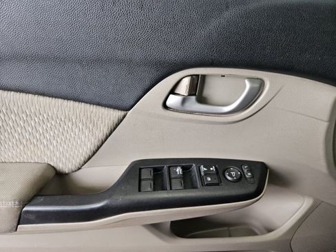Used 2014 Honda Civic LX image 29