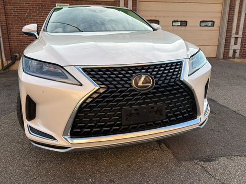 Used 2020 Lexus RX 350L Premium w/ Premium Package AWD/4WD image 2