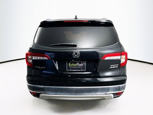 Used 2019 Honda Pilot Touring image 7