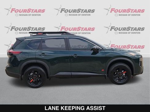 New 2026 Nissan Rogue SV AWD/4WD image 3