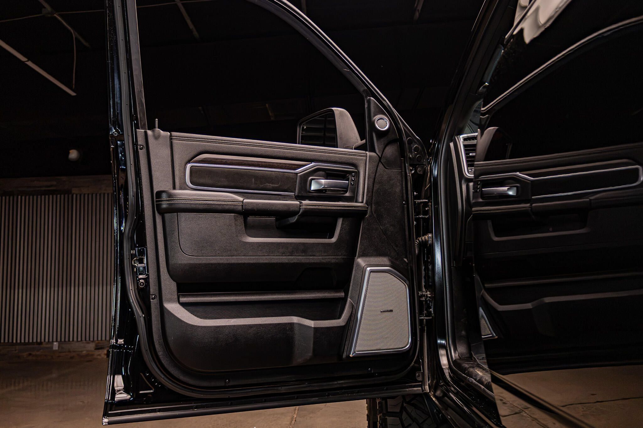Used 2026 RAM 2500 Laramie AWD/4WD image 41