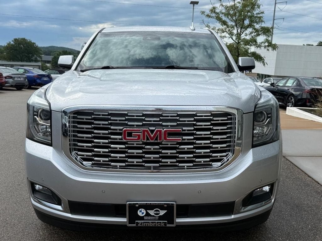Used 2019 GMC Yukon XL Denali w/ Denali Ultimate Package AWD/4WD image 9