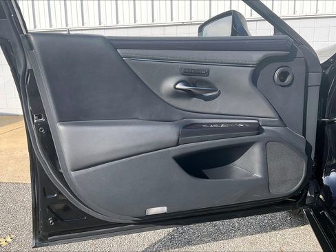 Used 2019 Lexus ES 350 image 28