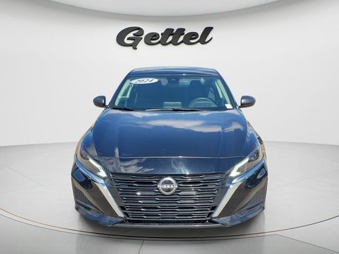 Used 2024 Nissan Altima 2.5 SV image 8