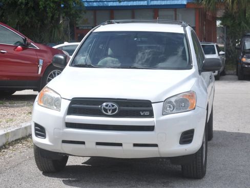 Used 2011 Toyota RAV4 4WD V6 w/ Tow Prep Pkg image 10