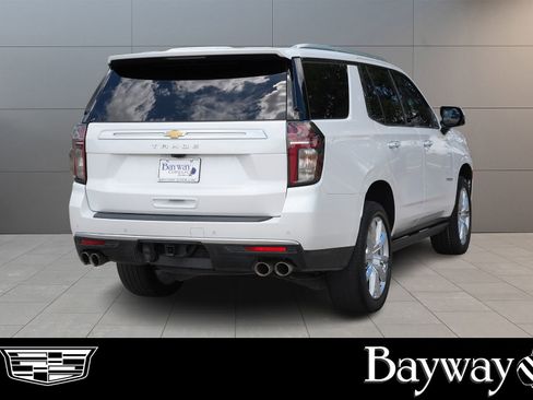 Used 2022 Chevrolet Tahoe High Country RWD image 5