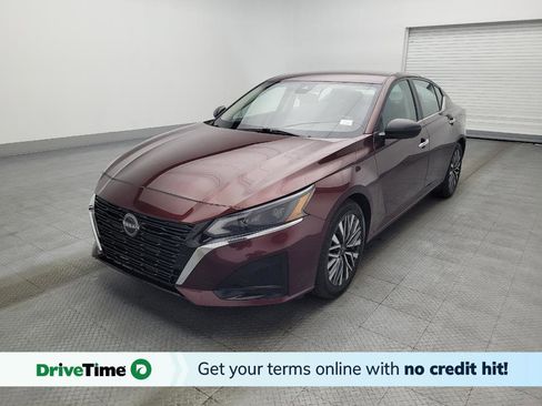 Used 2024 Nissan Altima 2.5 SV image 1