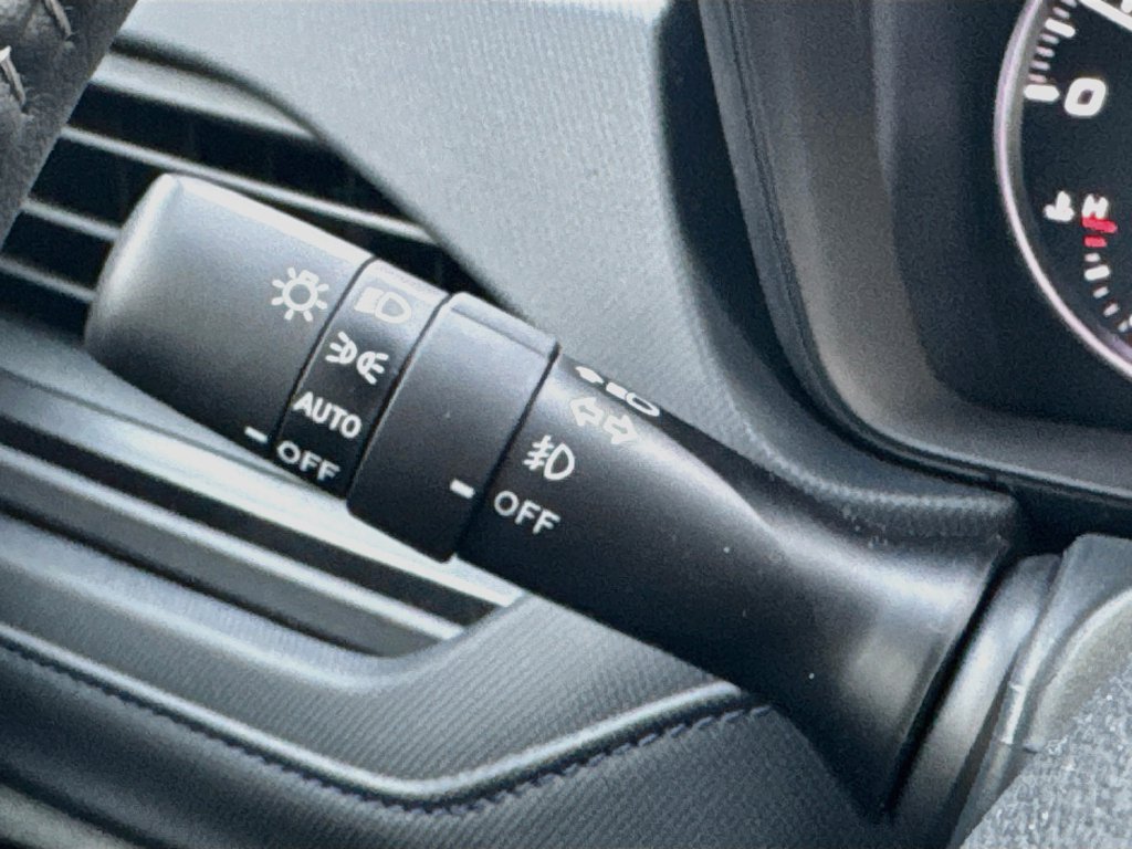 Used 2026 Subaru Forester Premium AWD/4WD image 12
