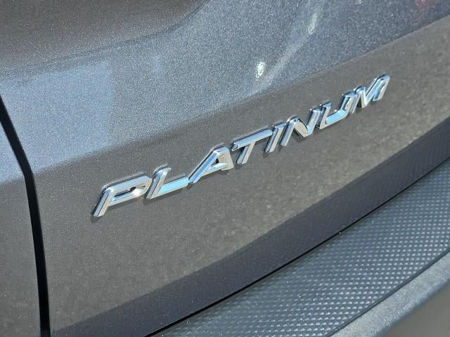 Used 2025 Ford Escape Platinum AWD/4WD image 33