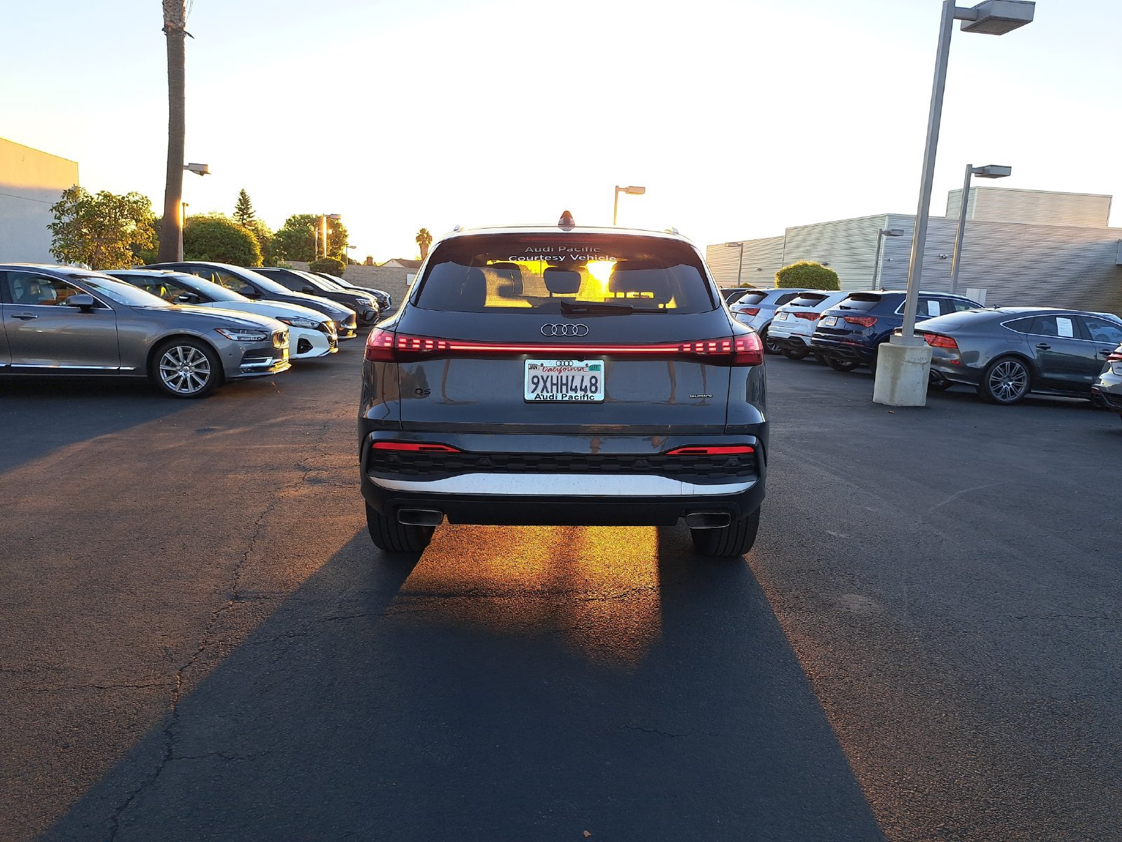 Used 2025 Audi Q5 Premium Plus w/ Premium Plus AWD/4WD image 6