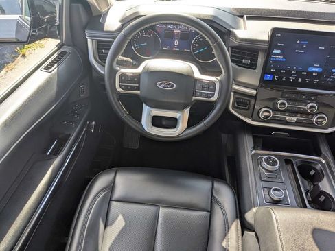 Used 2024 Ford Expedition XLT AWD/4WD image 16