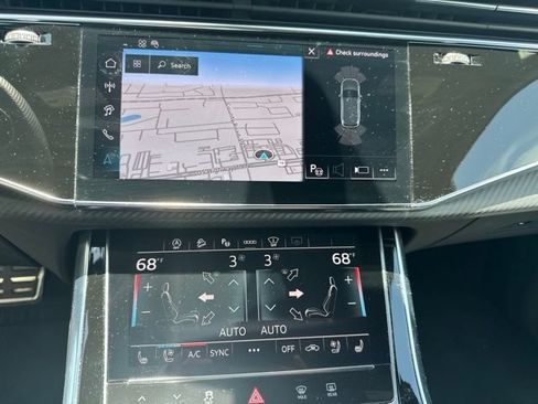 Used 2025 Audi SQ7 Prestige AWD/4WD image 11