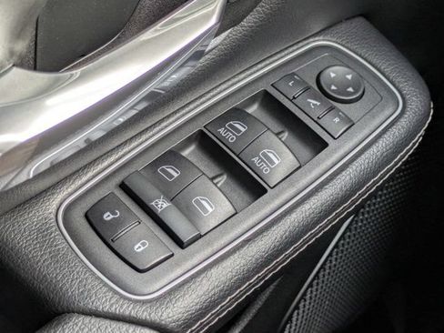 Used 2022 RAM 1500 Laramie w/ Sport Appearance Package AWD/4WD image 23