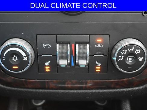 Used 2014 Chevrolet Impala LTZ FWD image 7