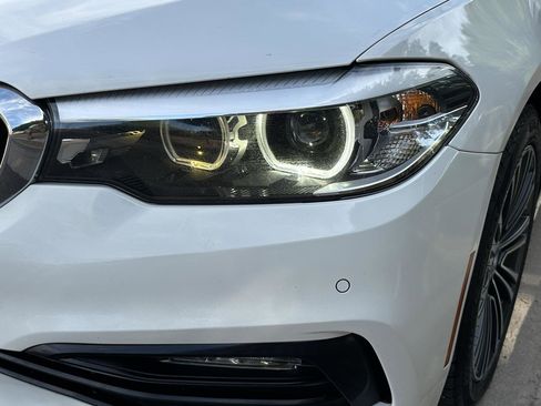 Used 2018 BMW 540i xDrive image 45