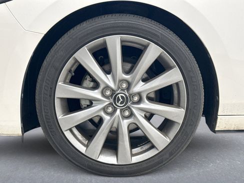 Used 2023 MAZDA MAZDA3 s FWD image 12
